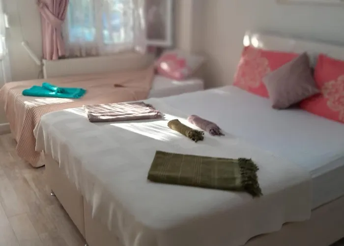 Inci * Çeşme